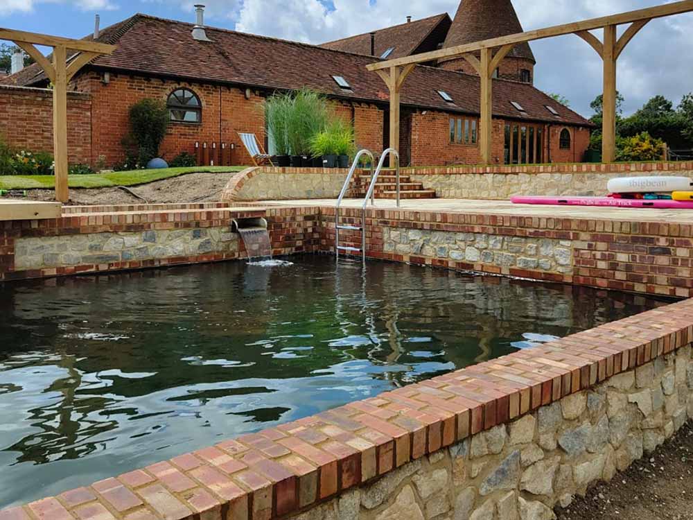 Swimming Pools in Tatsfield