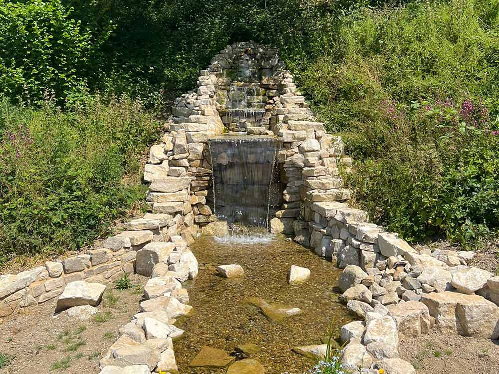 Waterfall Installers in Tatsfield